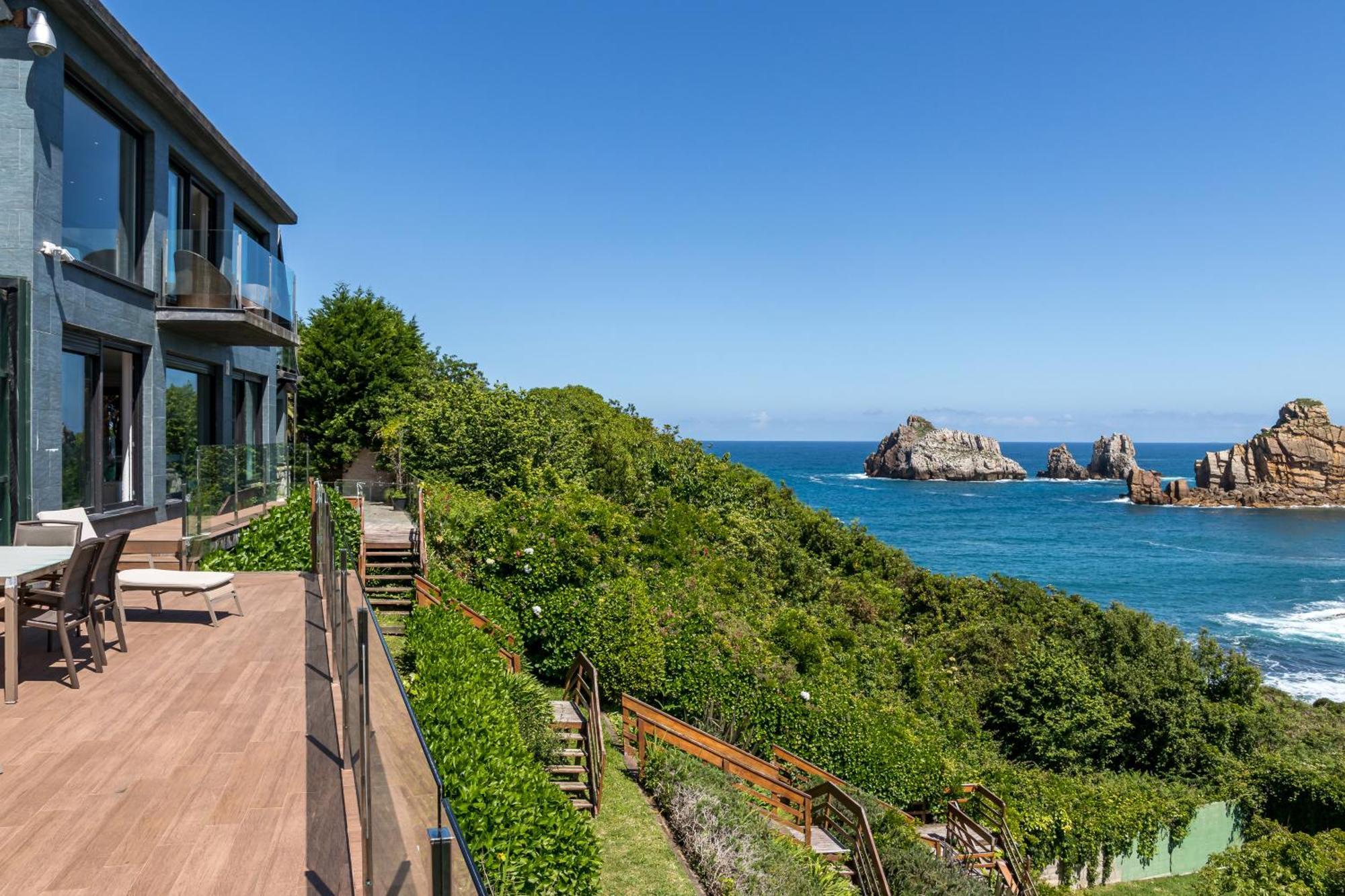 Espectacular villa al borde del mar Liencres Exterior foto