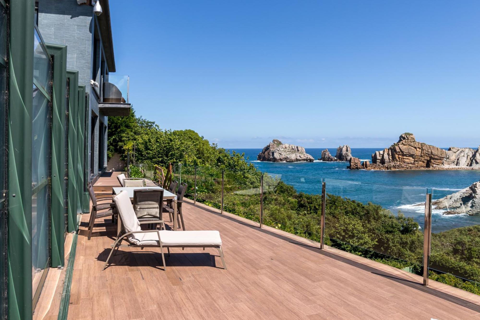 Espectacular villa al borde del mar Liencres Exterior foto